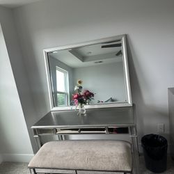 Desk With Bench / Vanity Set 