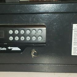 Sentry Safe 