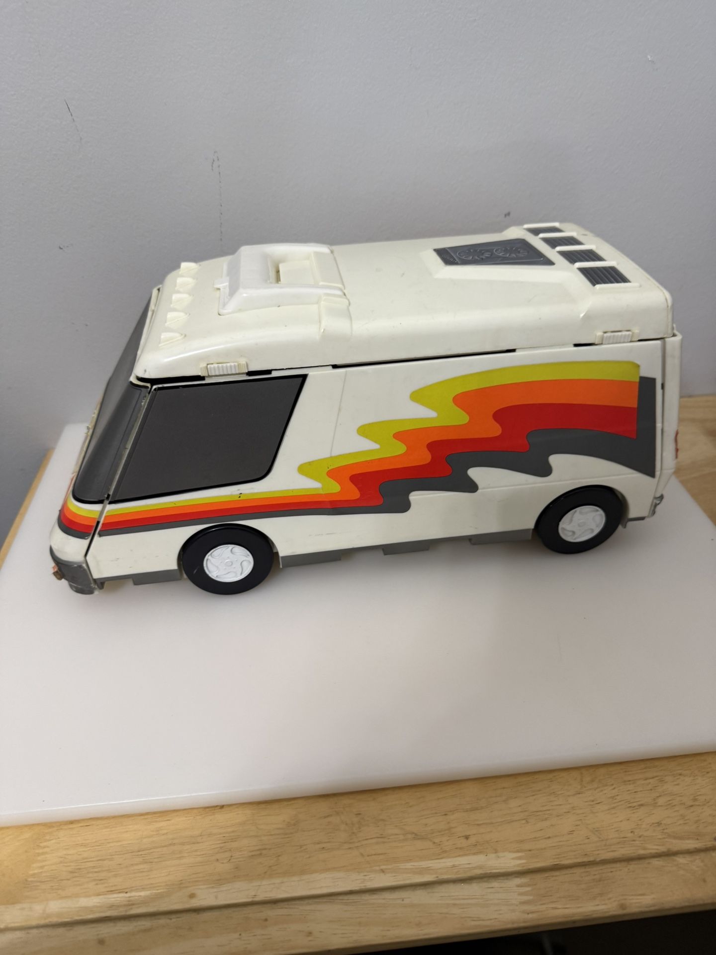 Micro Machines Super Van City Camper RV Fold Out Playset Vintage 1991 Galoob