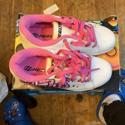 Heelys size 5