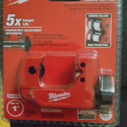 Milwaukee Box Cutters And I" Copper  Pipe Cutter Never Opened.