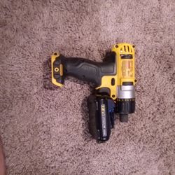 DeWalt Cordless Screwdriver With Battery 