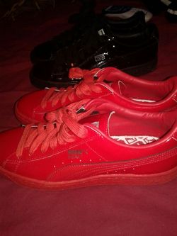 Pumas only worn once excellent condition