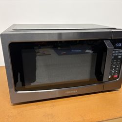 Toshiba Countertop Microwave