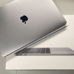 Apple MacBook Pro 2017 13” 256GB