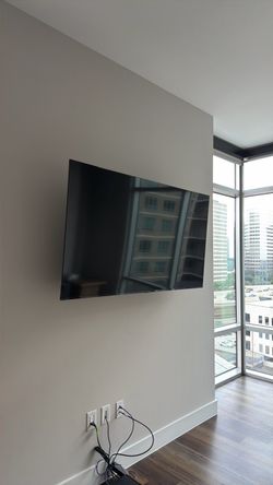55 inch tv Insignia