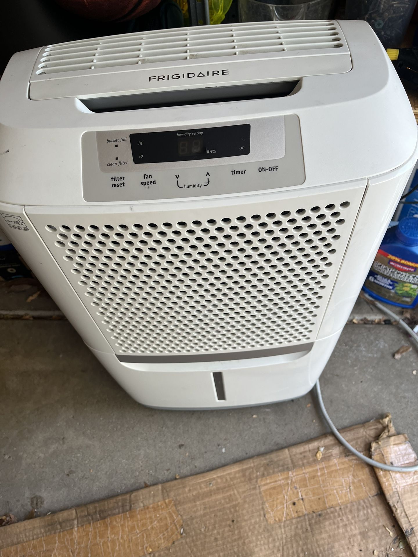 Dehumidifier - Frigidaire