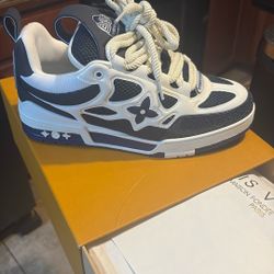 Louis Vuitton Size 10