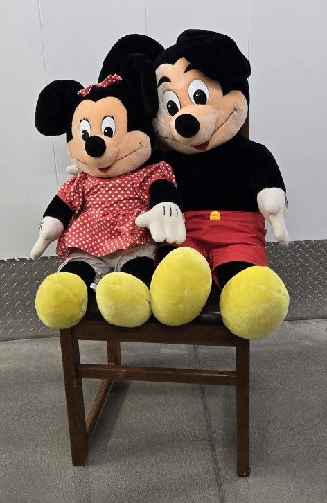 Large Mickey & Minnie Like New Stuffed Animals