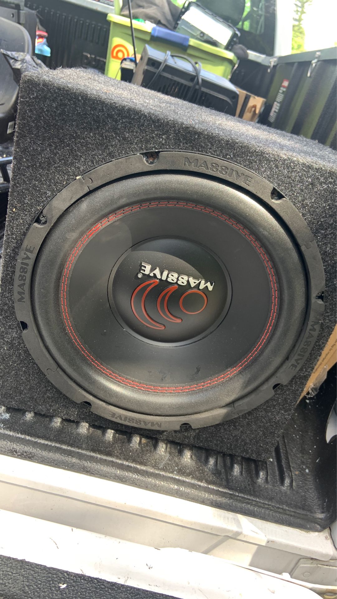 Speaker box