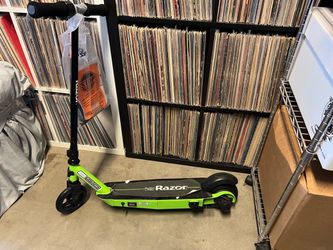 Razor Power Core E90 Electric Scooter - Green