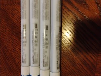 Phillips Tube Lights 10 T 8/48 400 If