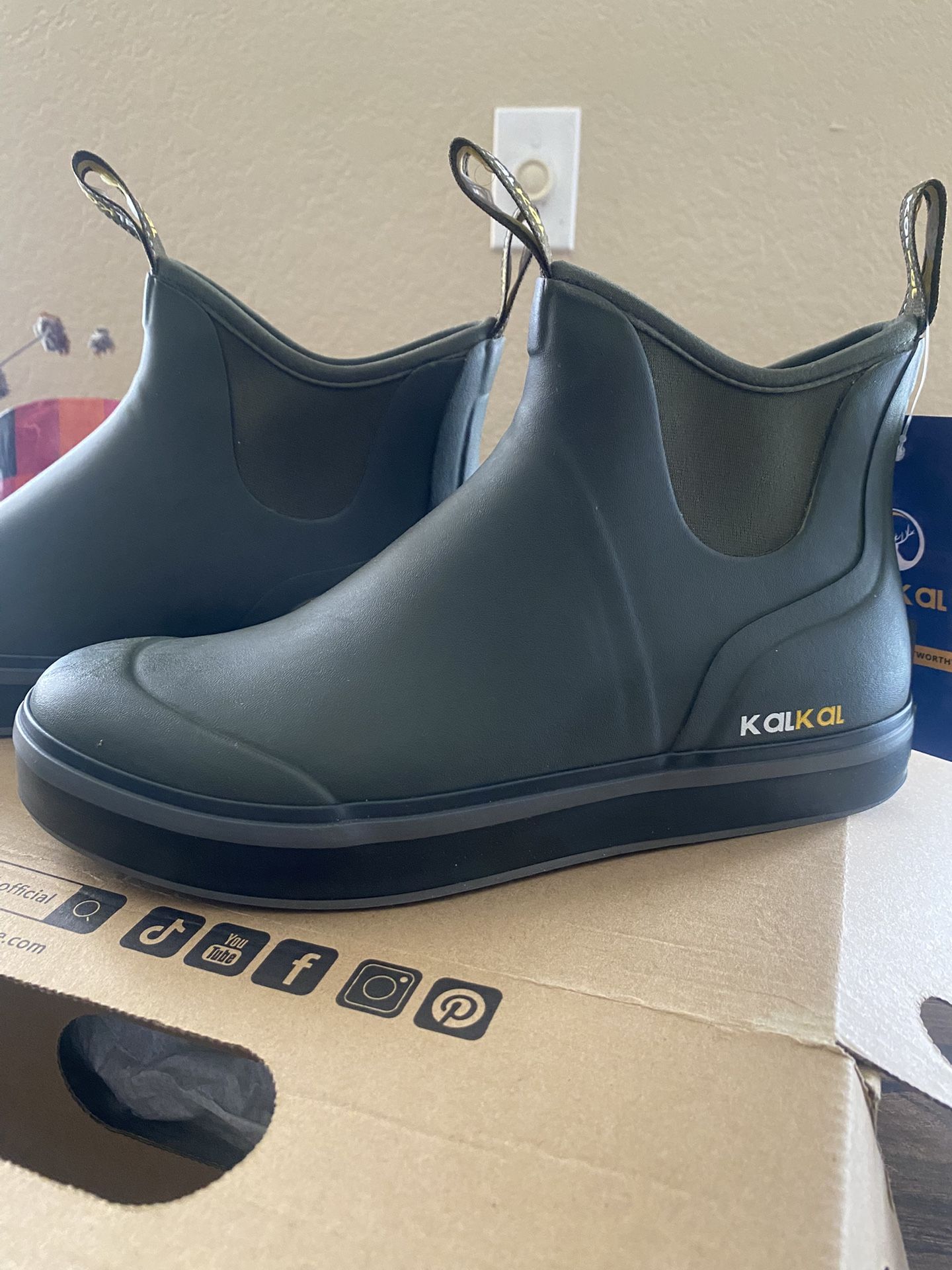 Boots 