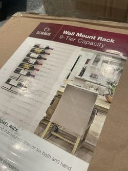 9-Bottle Wall-Mount Wine Rack