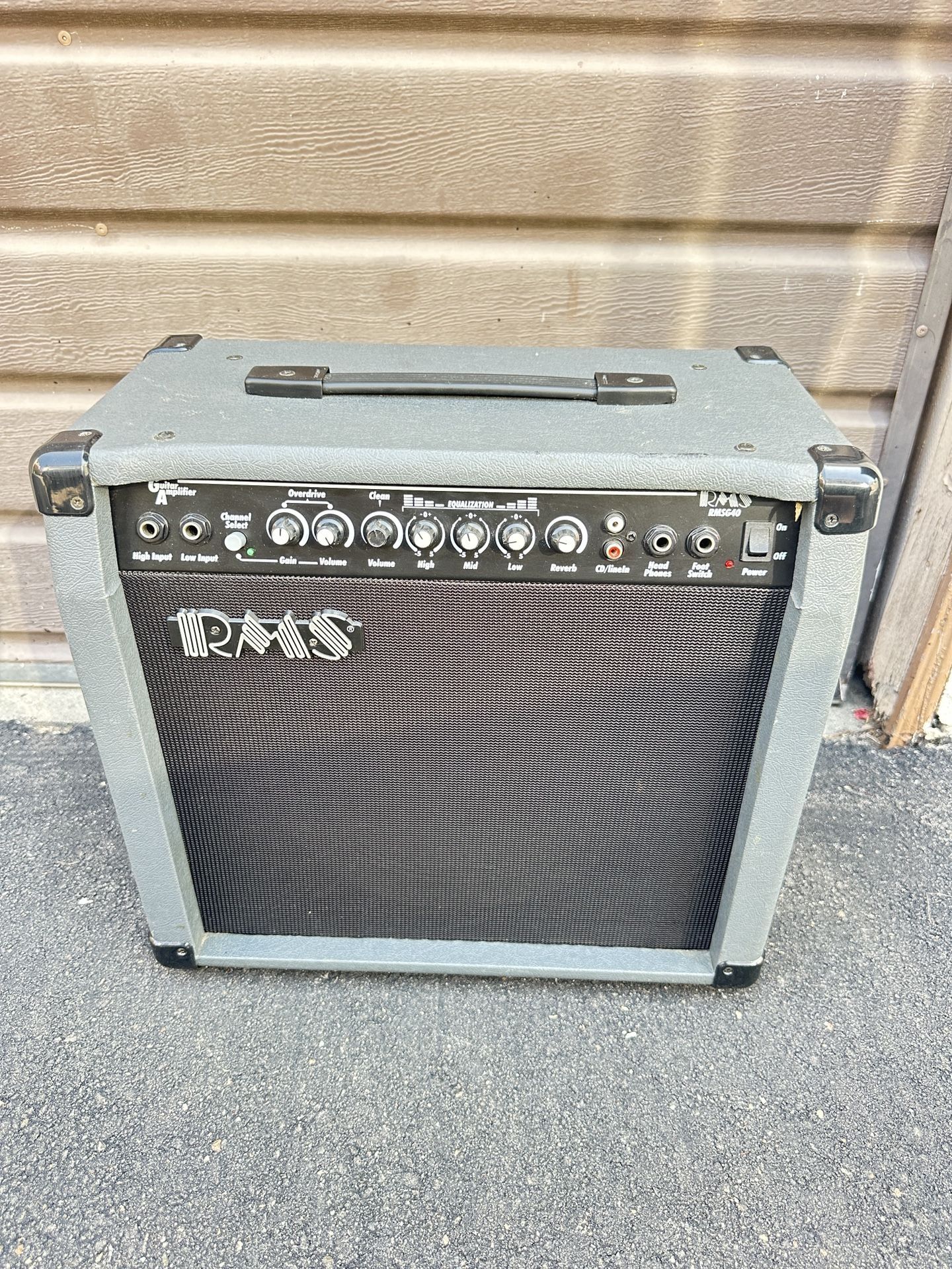 Guitar 🎸 R M S RMSG 40 Guitar 🎸 Amplifier