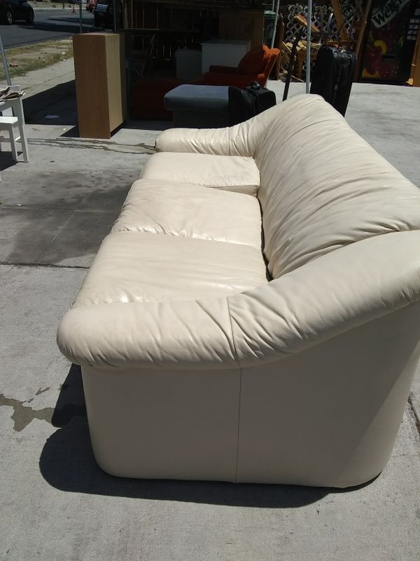Nice Couch Of Leather Furniture In Los Angeles Ca Offerup