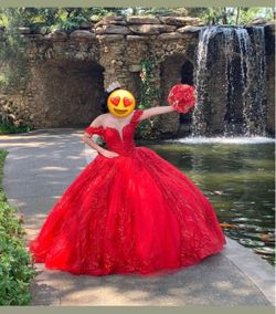 Vestido de Quinceañera Rojo ❤️