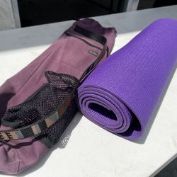 Like New Yoga Mat with Carrying Bag! 