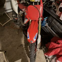 Crf150r