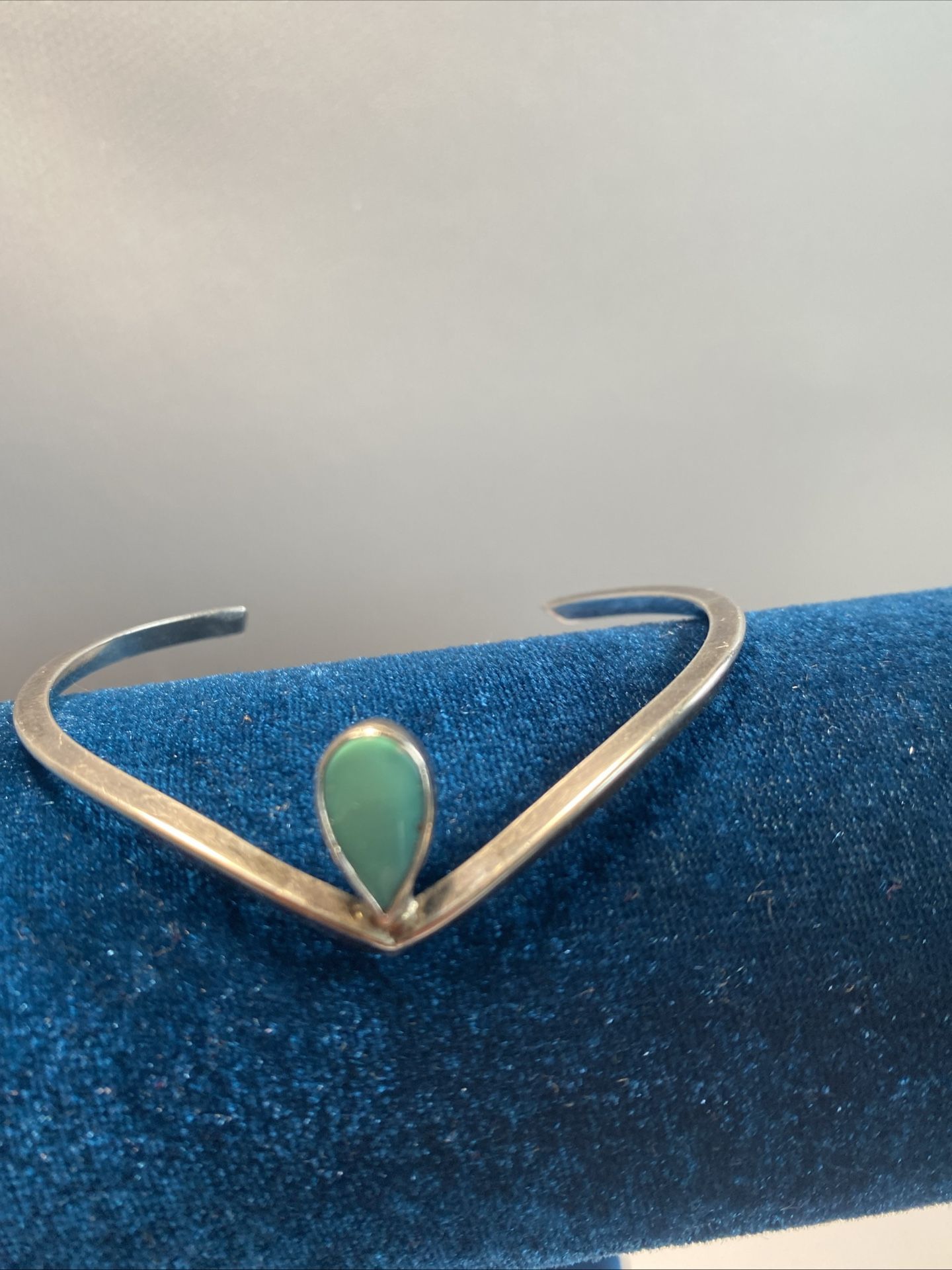 Vintage Woman’s Sterling Bangle Bracelet Stone Turquoise