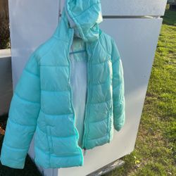 Beautiful Winter Jacket For Girls And Size Small Women Used A Few Times Is Like New