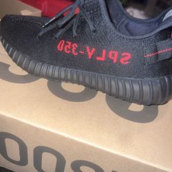 Yeezy Boost V2 