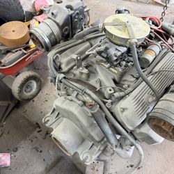 Motor volvo penta 5.8L elevado a  300 HP con 28 hora de uso