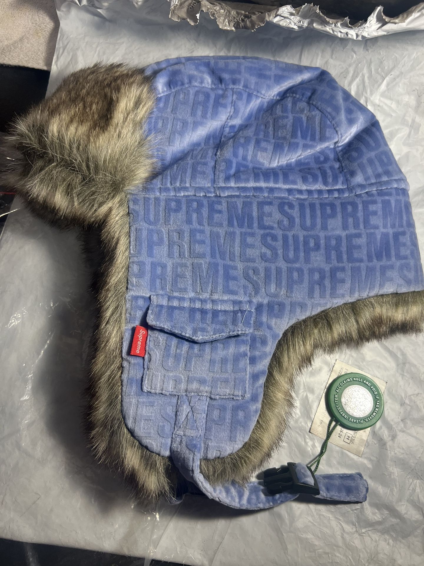 Supreme velvet Pattern Trooper (light Blue) 