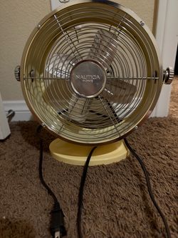Nautica Home Retro Desktop Fan