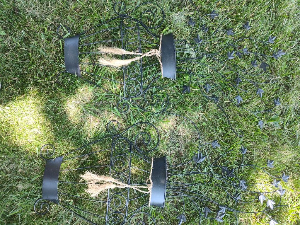 2 Pretty Metal Pieces For Wall