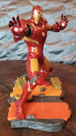 Iron Man Marvel Collectible Figure with Base