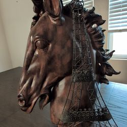 Metal Wire Eiffel Tower Figurine - Decorative