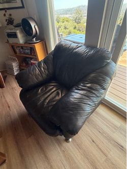 Free Leather Lounge Chair - Oversized Overstuffed