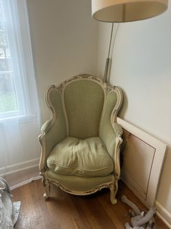 Antique Vintage Upholstered chair