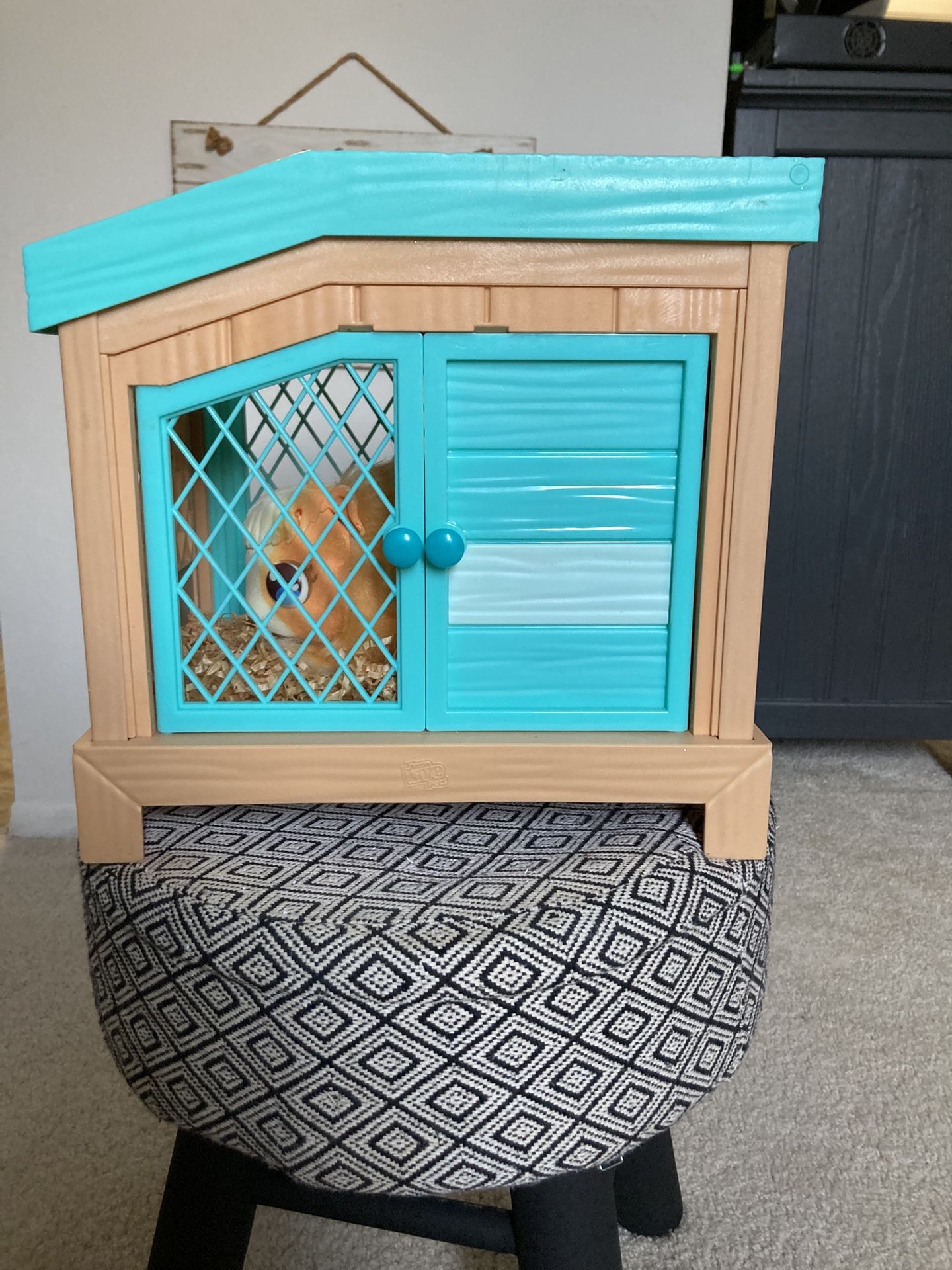 Toy “Live Pets” Guinea Pig