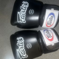 Boxing Gloves 