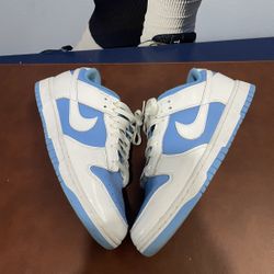 wmns Nike dunk low reverse UNC for Sale in Holtsville, NY - OfferUp