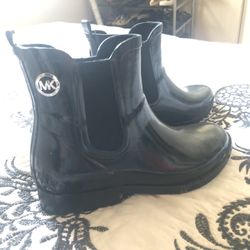 Womans Michael Kors Waterproof Boots