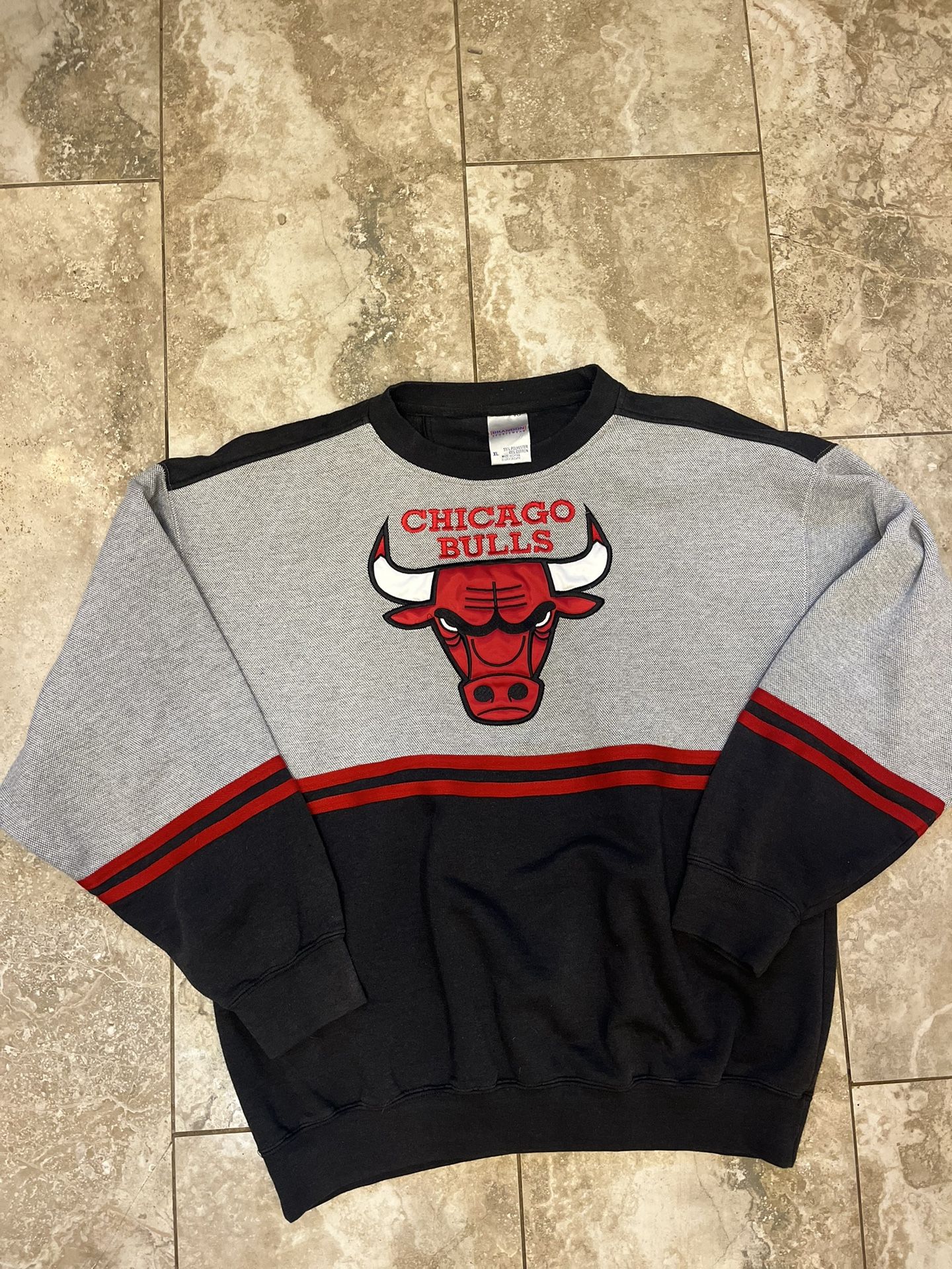 Vintage Rare Brandon Sportswear NBA CHICAGO BULLS Embroidered Crewneck Sweatshirt XL