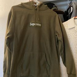Supreme Hoodie