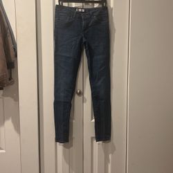 Levi’s 710 Super Skinny Jeans