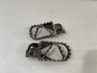 2002 - 2015 KTM SX 125 SX125 LEFT RIGHT FOOT REST PEGS DAMAGED CRACKED 