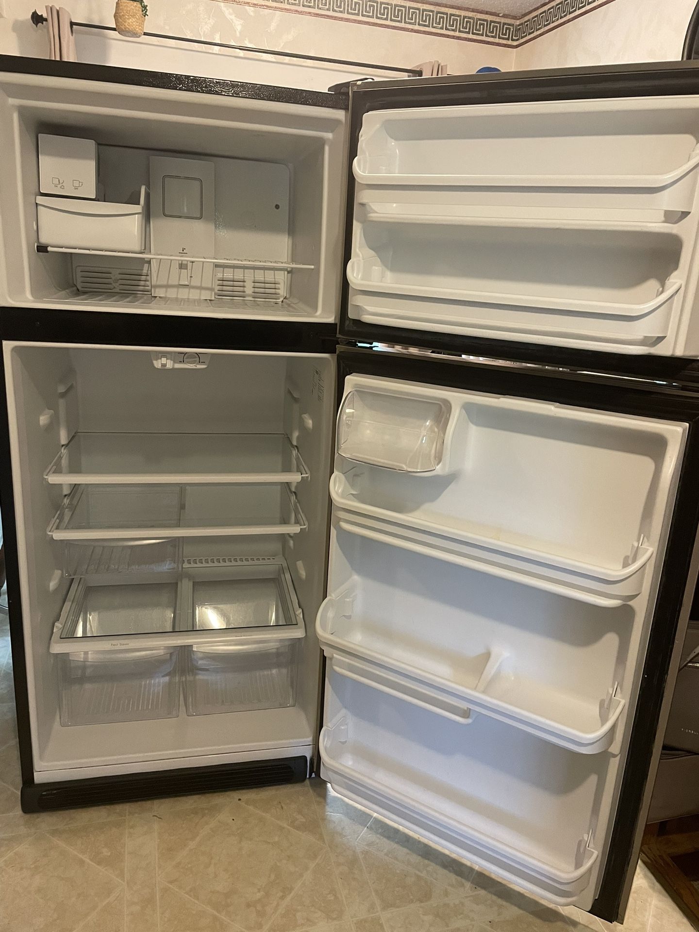 Refrigerator Frigidaire