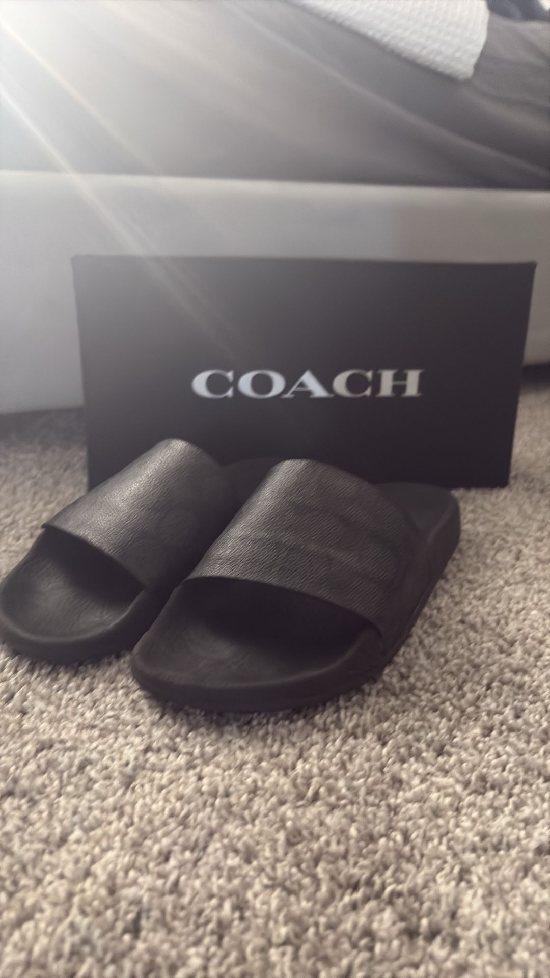 Coach Slides Size 6