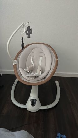 Maxi-Cosi Cassia Baby Swing – Wood Look / Neutral