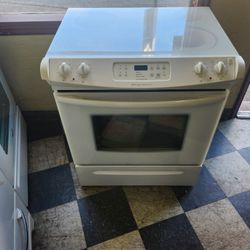 Frigidaire Glass Top Sliding Range