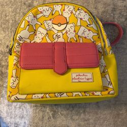Picachu Mini Backpack