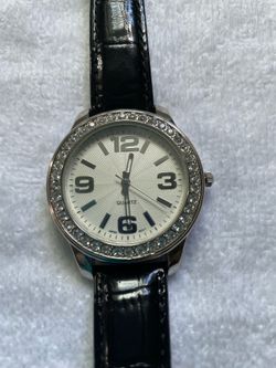Quartz wristwatch