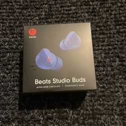 Beats Studio Buds