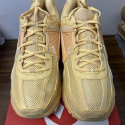 DS Nike Zoom Vomero 5 Men’s size 12.5 